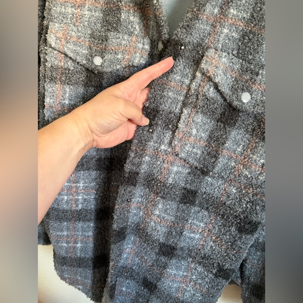 A&F Shirt Jacket Sherpa - Picture 3 of 7